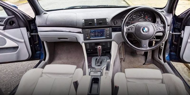 Công nghệ an toàn và tiện nghi trên sedan BMW E39 530i Công nghệ an toàn và tiện nghi trên sedan BMW E39 530i